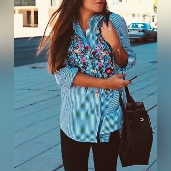 Zara Tops - Zara oversized poplin stripe embroidery floral shirt